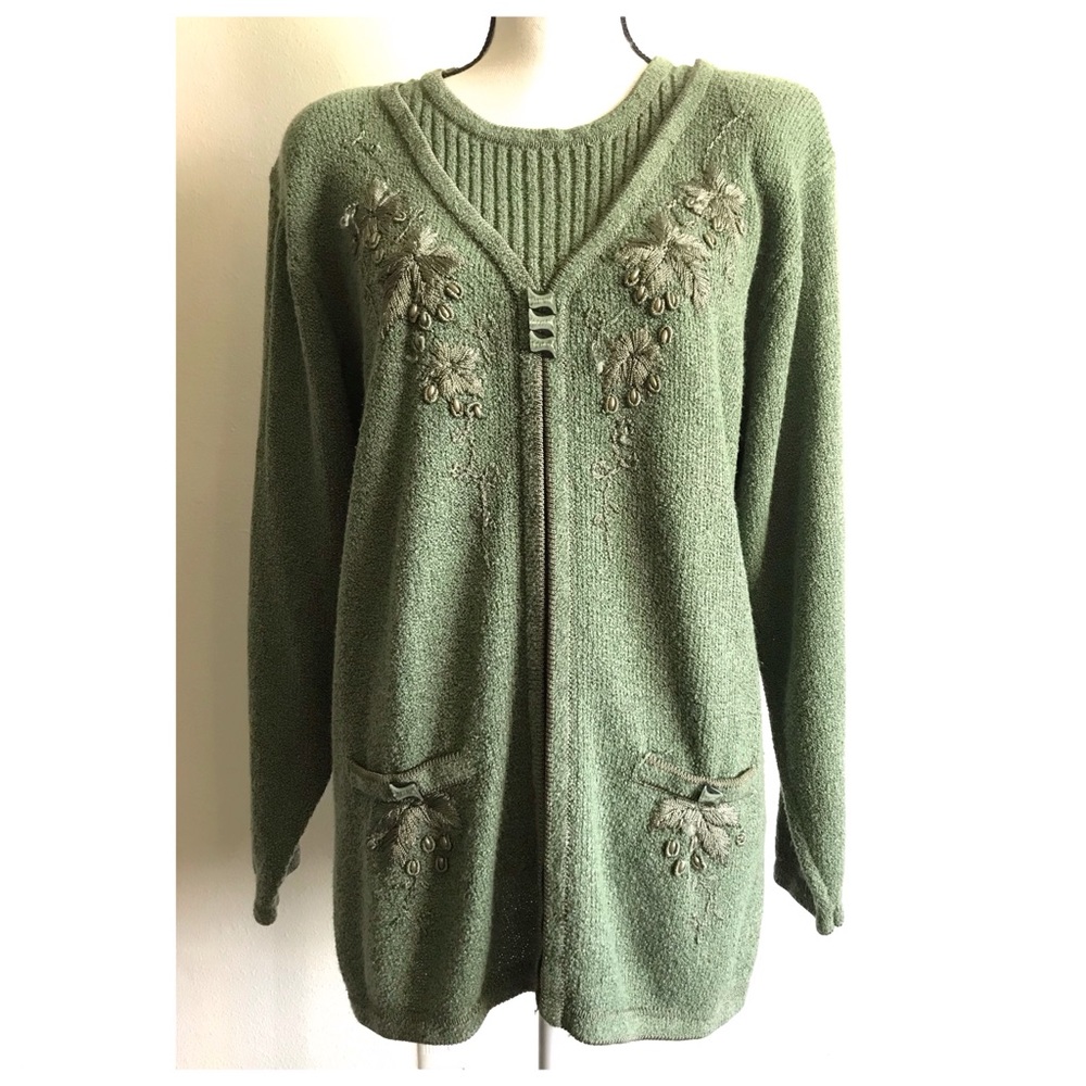 4/$25 90s Vintage Jade Green JUDA Sweater